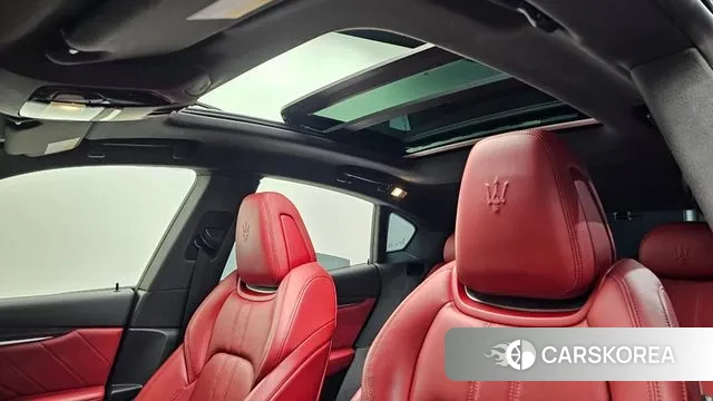 Maserati Levante id 3253955 из Кореи 10