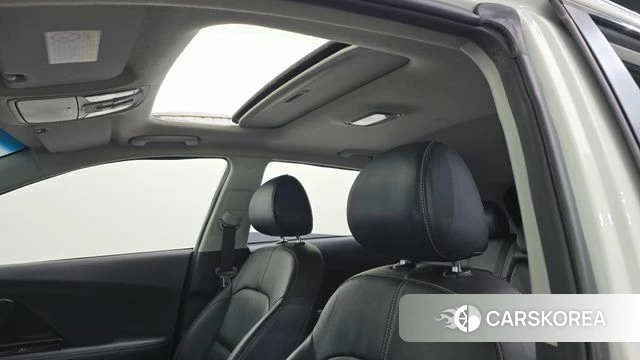 Kia The New Niro id 3807817 из Кореи 10