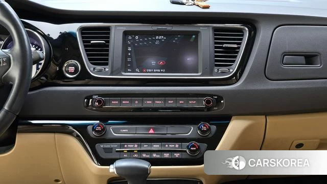 Kia The New Carnival id 4703481 из Кореи 10