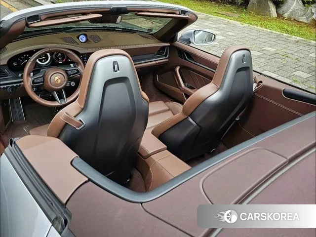 Porsche 911(992) id 3599964 из Кореи 10