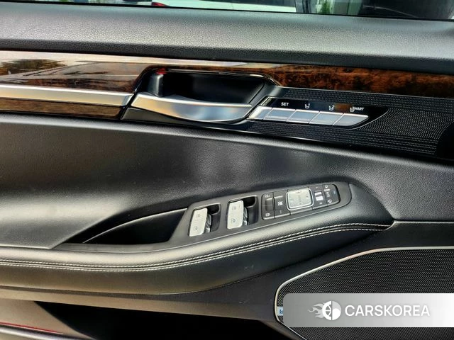 Genesis G90 id 4424554 из Кореи 10