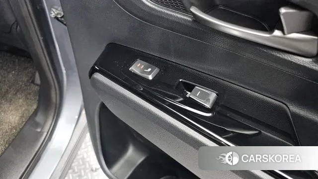 Ssangyong Beautiful Korando id 2981407 из Кореи 10