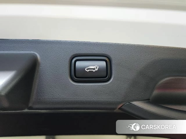Kia Di Ol Nu Niro id 4705501 из Кореи 10