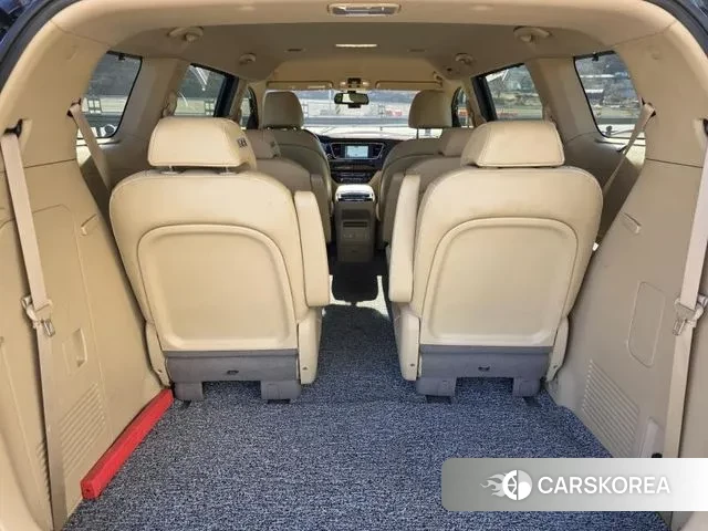 Kia The New Carnival id 3703089 из Кореи 10