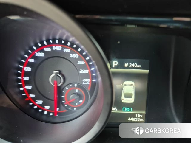 Hyundai Avante (CN7) id 3818338 из Кореи 10