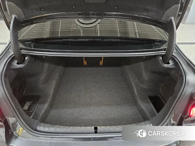 BMW 5 Series (G30) id 3598190 из Кореи 10