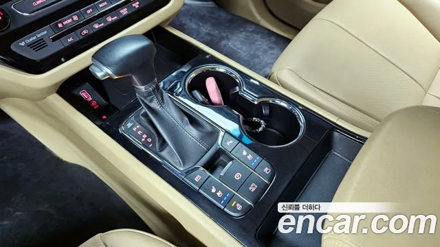 Kia The New Carnival id 2660601 из Кореи 10