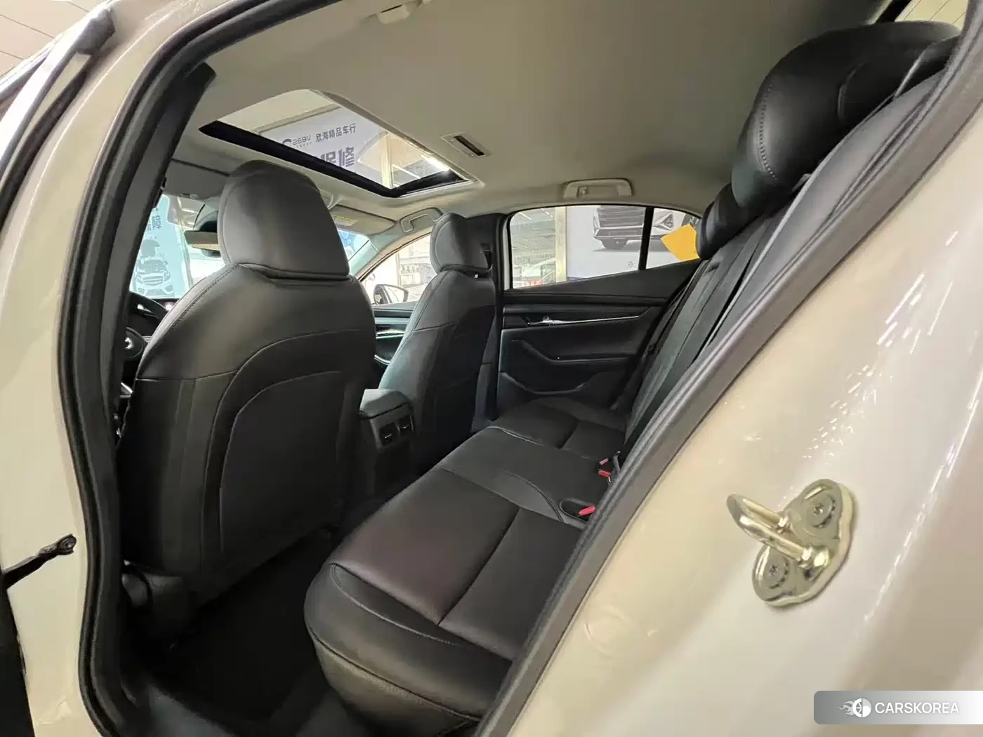 Mazda 3 id 4546695 из Китая 10