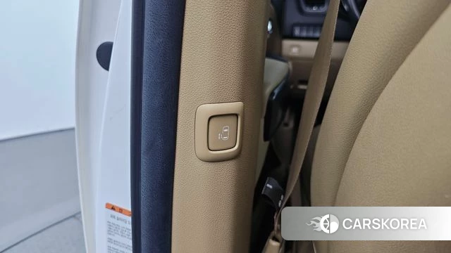 Kia The New Carnival id 4019631 из Кореи 10