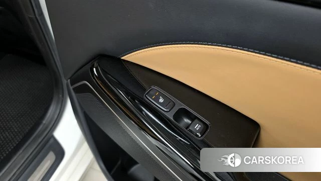 Kia K7 Premier Hybrid id 4397254 из Кореи 10