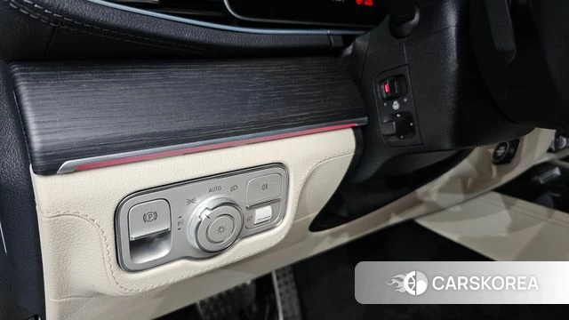 Mercedes-Benz GLS - Class X167 id 4585108 из Кореи 10