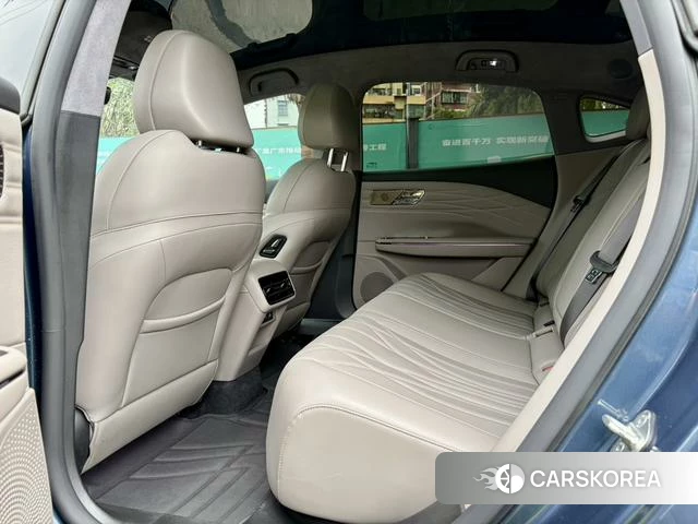 Geely Galaxy Galaxy Sparkle 8 PHEV id 3957667 из Китая 10