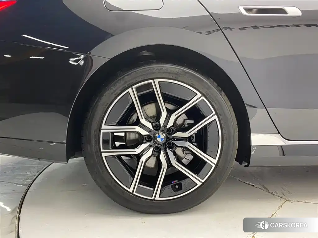 BMW 7 series id 4539099 из Китая 10