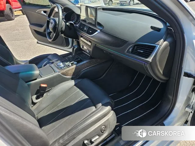 Audi New A6 id 3144976 из Кореи 10