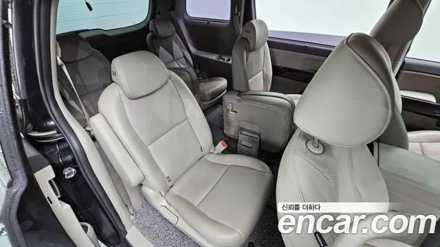 Kia The New Carnival id 2708485 из Кореи 10