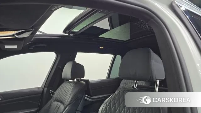 BMW X7 (G07) id 3572982 из Кореи 10