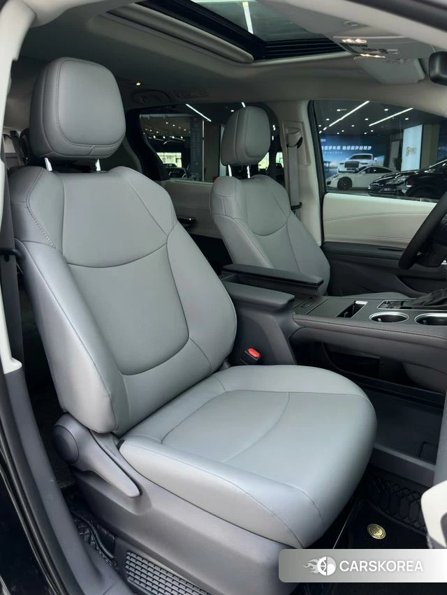 Toyota Grevia id 4329230 из Китая 10