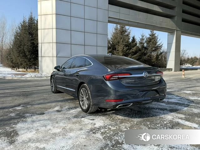 Buick Lacrosse id 4207760 из Китая 10