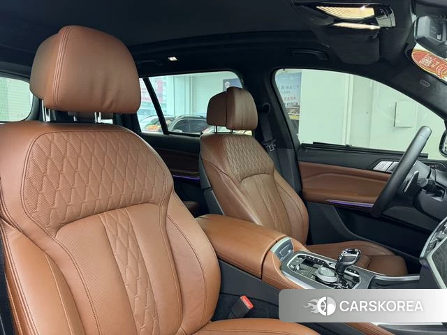 BMW X7 id 4255946 из Китая 10