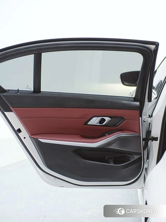 BMW 3 series id 4299590 из Китая 10
