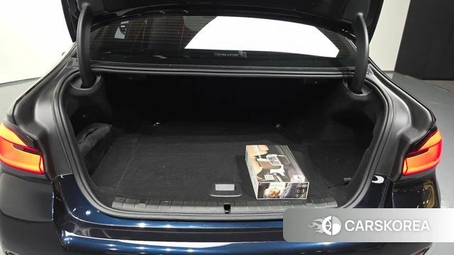 BMW 5 Series (G30) id 4283278 из Кореи 10