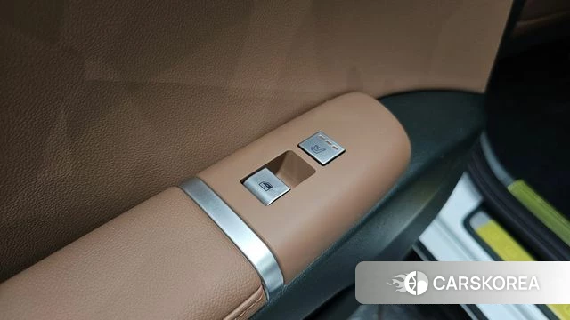 Hyundai Grandeur Hybrid (GN7) id 3883168 из Кореи 10