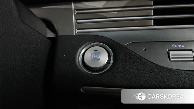Hyundai The New Grandeur IG id 4632339 из Кореи 10