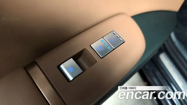 Hyundai Grandeur (GN7) id 2925884 из Кореи 10