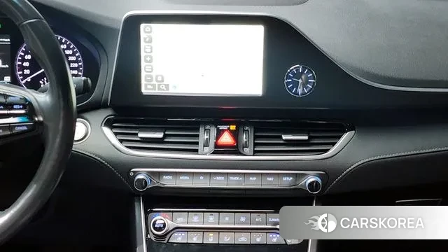 Hyundai Grandeur IG id 3336514 из Кореи 10