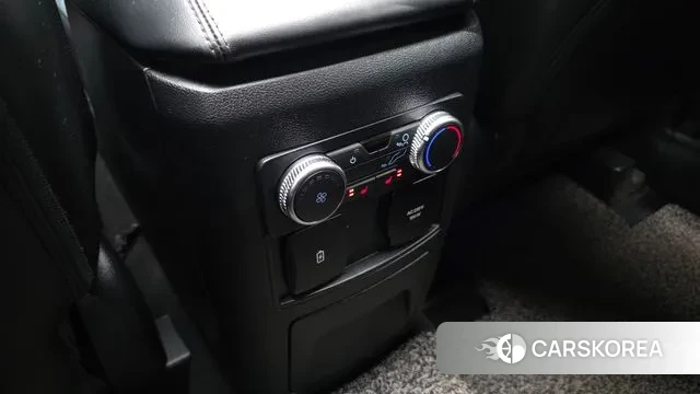 Ford Explorer 6th Generation id 3022592 из Кореи 10