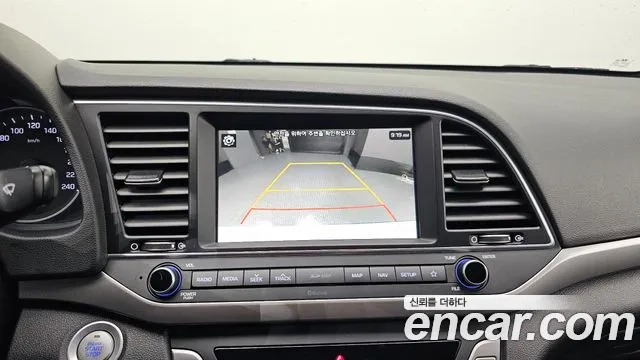 Hyundai Avante AD id 2946378 из Кореи 10