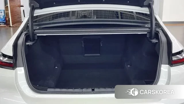 BMW 7 Series (G70) id 3700917 из Кореи 10