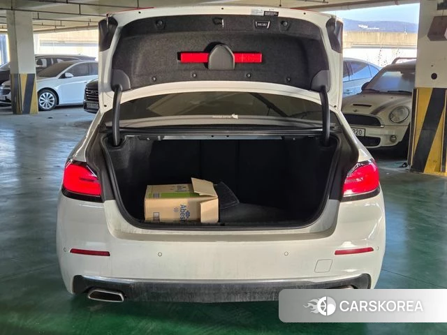 BMW 5 Series (G30) id 3889219 из Кореи 10