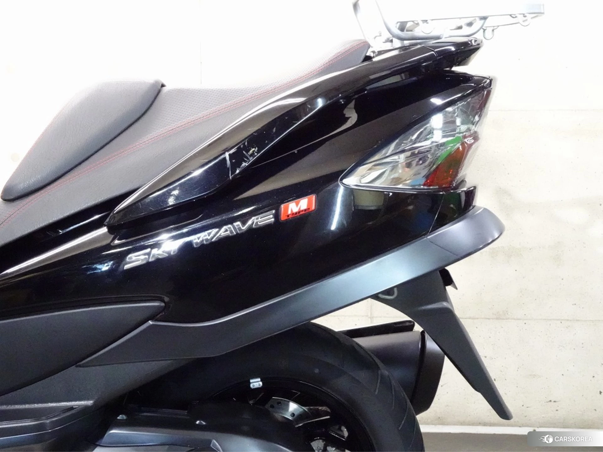 Suzuki SKYWAVE 250M id 3947866 из Японии 10