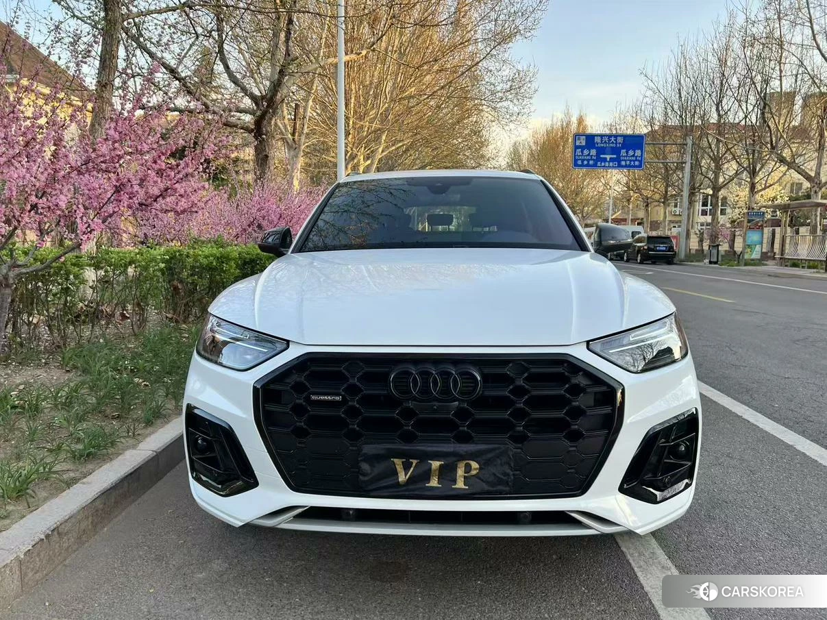 Audi Q5L id 4426657 из Китая 10