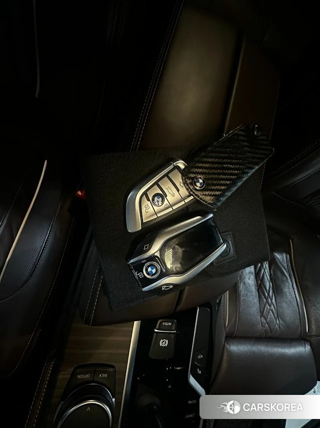 BMW 5 Series (G30) id 4203167 из Кореи 10