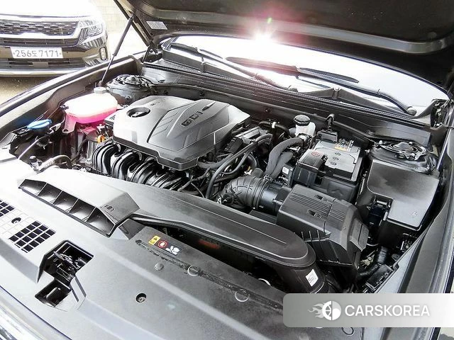 Hyundai Grandeur (GN7) id 4308527 из Кореи 10