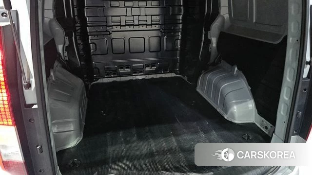 Hyundai Staria id 3954180 из Кореи 10