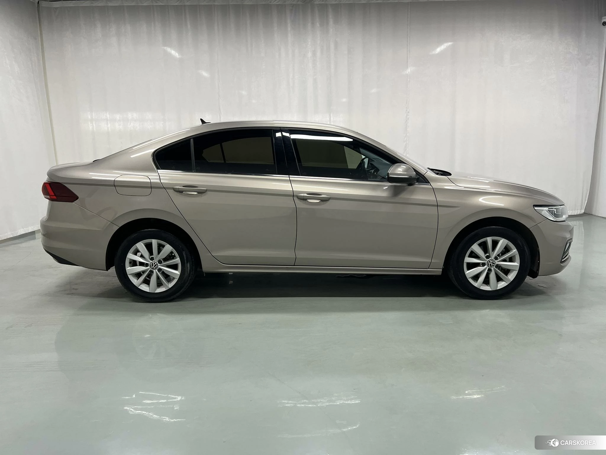 Volkswagen Bora id 4426507 из Китая 10