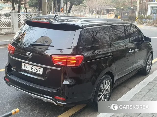 Kia The New Carnival id 3526314 из Кореи 10