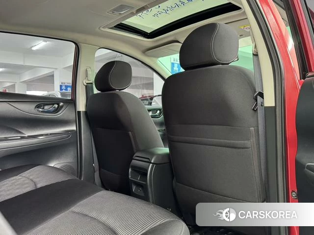 Nissan TIIDA id 4335852 из Китая 10