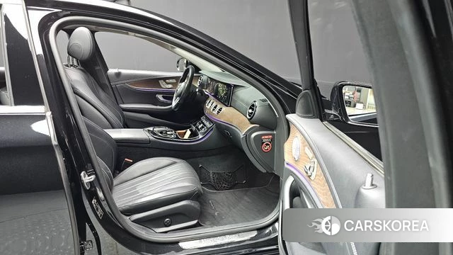 Mercedes-Benz E-Class W213 id 4225354 из Кореи 10