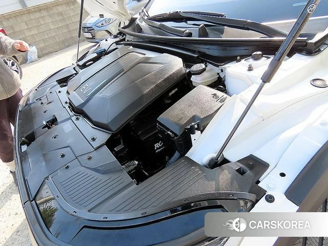 Hyundai Ionic 5 id 3839631 из Кореи 10