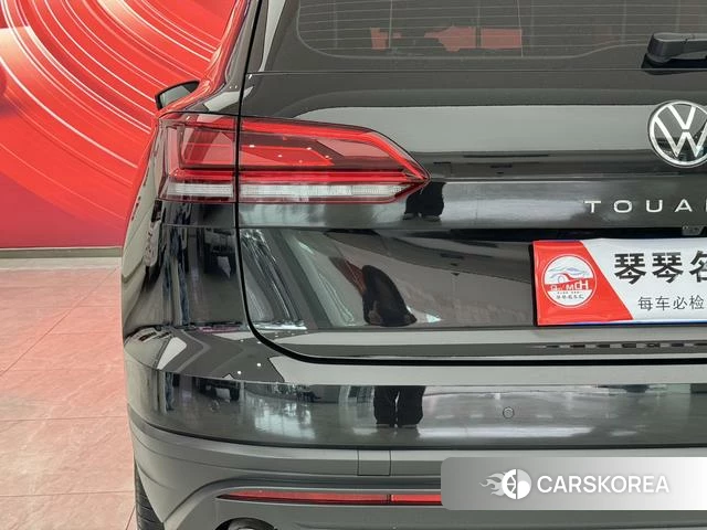 Volkswagen Touareg id 4297639 из Китая 10