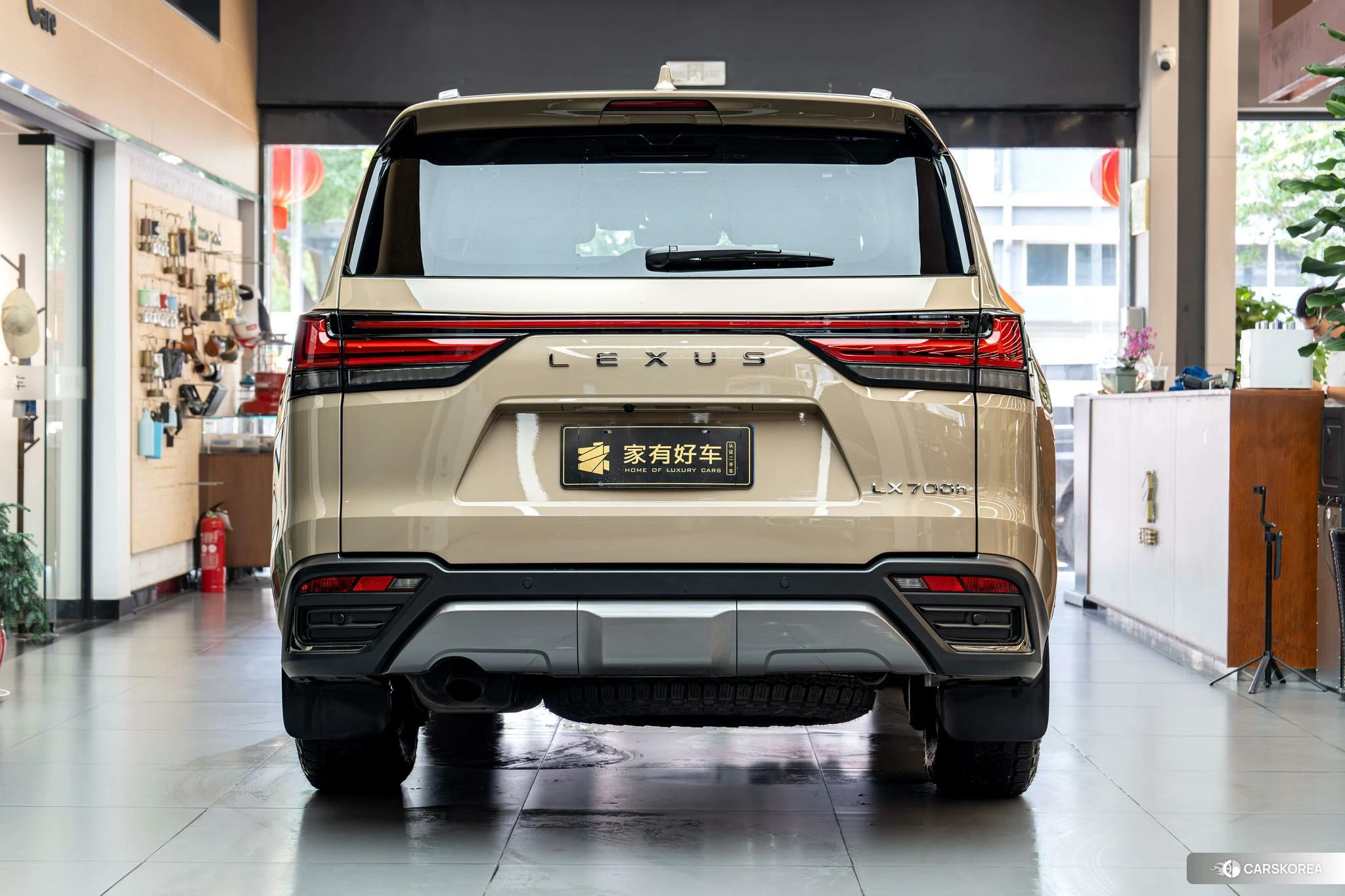 Lexus LX id 4512472 из Китая 10