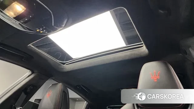 Maserati Quattroporte id 3117936 из Кореи 10