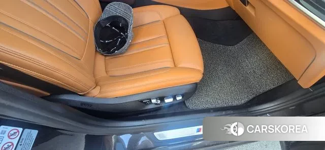 BMW 5 Series (G30) id 3660699 из Кореи 10