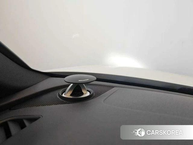 Audi A4L id 4313768 из Китая 10