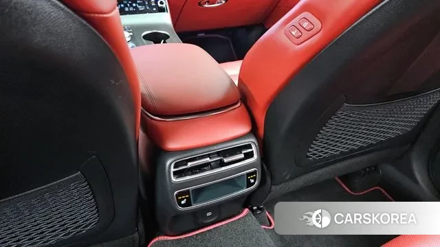 Genesis GV70 id 3081760 из Кореи 10