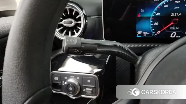 Mercedes-Benz A-Class W177 id 3161149 из Кореи 10